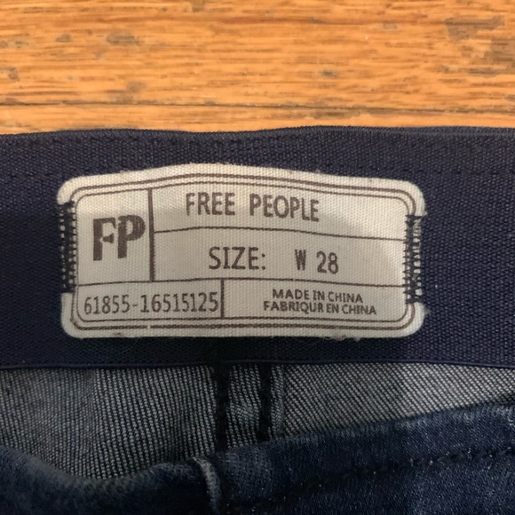 Free People Womens BellBottom Flare Dark Denim Jeans - Picture 3 of 3